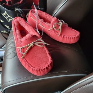Ugg slippers